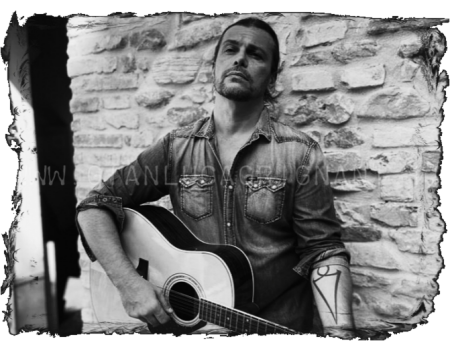 Gianluca Grignani FotoBio3